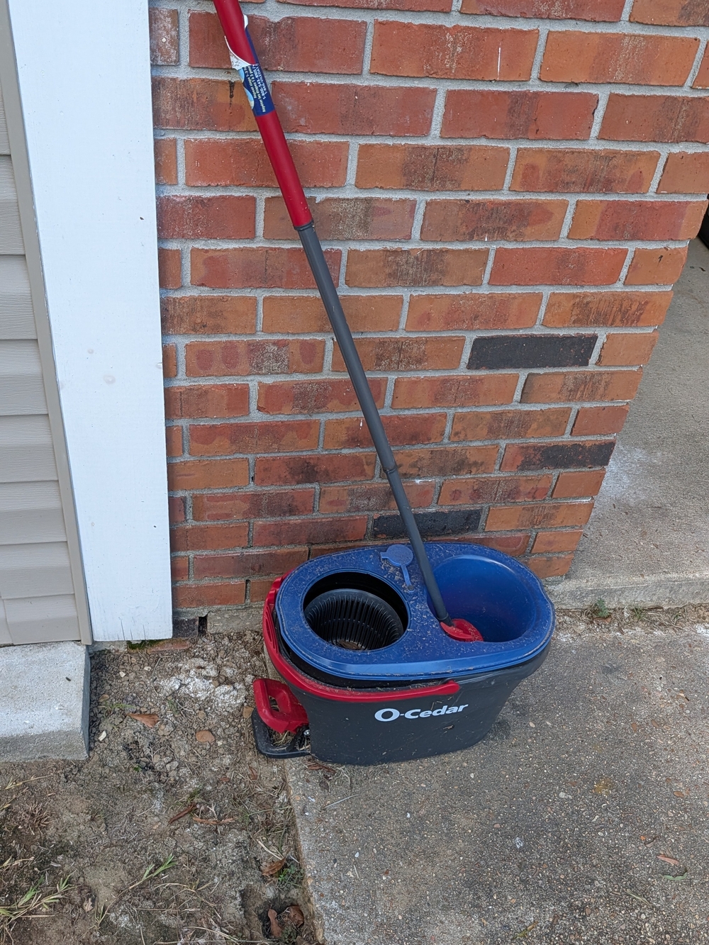 O-Cedar Blue and Red  Spin Mop with Bucket